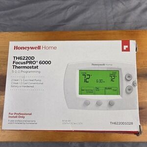 Honeywell Home TH6220D FocusPRO 6000 Thermostat programmable 5-1-1  Brand New OB